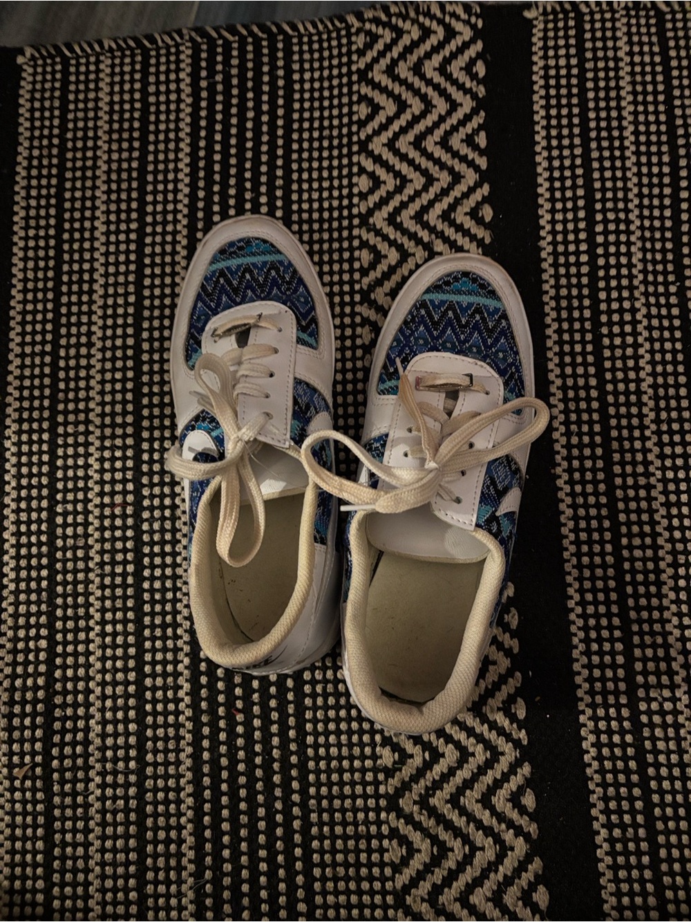 Nike Kids White Sneakers with Blue Patterned Accents